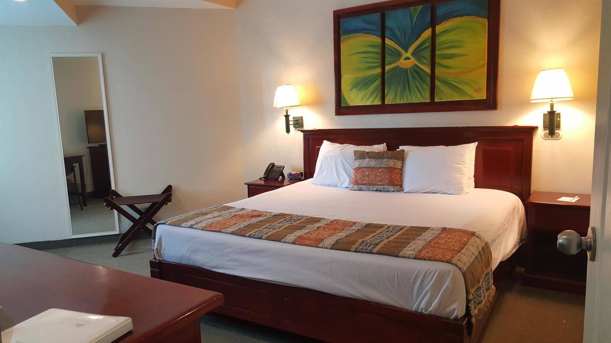 Best Western Bazarell Inn Montemorelos Dış mekan fotoğraf