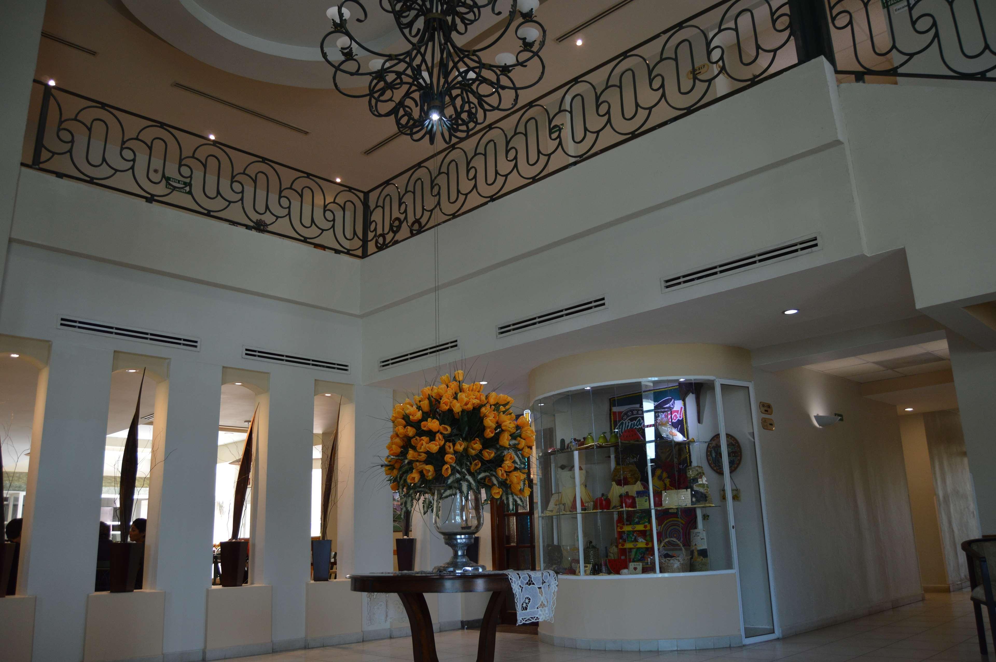 Best Western Bazarell Inn Montemorelos Dış mekan fotoğraf